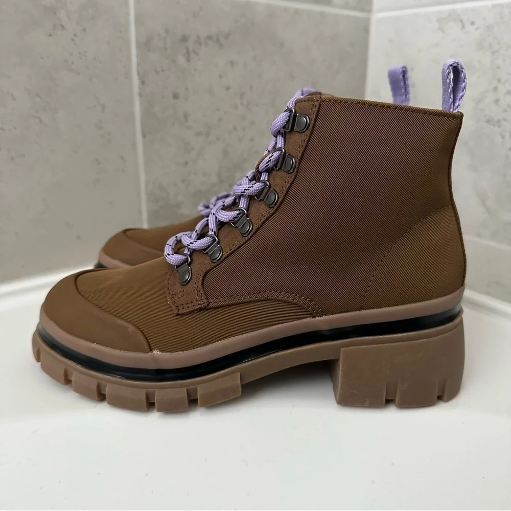 Steve Madden Girls JHuckle Lug Sole Hiker Boots Size 4